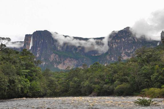 Chegando ao Salto Angel, no Pàrque Nacional Canaima, no sul da Venezueka